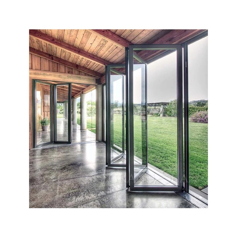1.4mm Wanddicke Aluminiumglas Patio Akkordeon Tür für moderne Sicherheitslösung