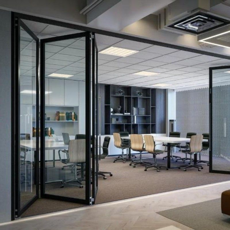 Luxuriöse thermisch getrennte Aluminium-Falttür mit gehärtetem Glas für Wohn- und Gewerbebereiche
