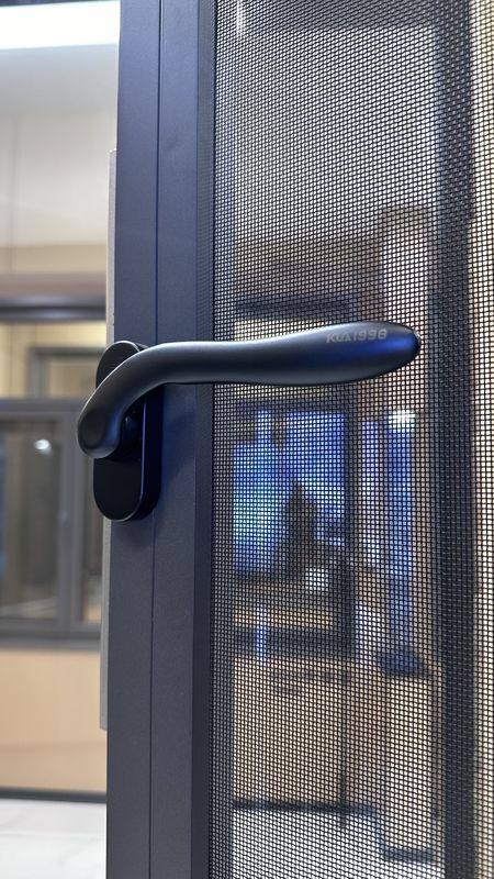 NFRC-zertifiziertes Aluminium-Rutschenfenster mit 6060 T66 Luftfahrt-Aluminiumlegierung und PA66 Nylon-Wärmebremsband